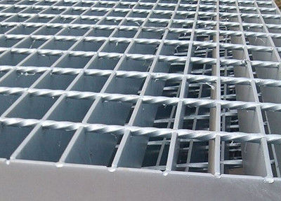 Industrial Enjineering Building Materials Galvanized Serrated Grating Safety Steel Grid