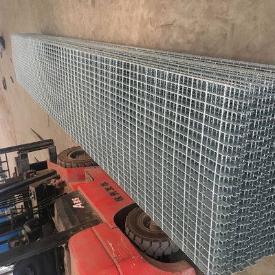 Metal Building Materials Hot Dipped Grating Serrated Galvanized 30 X 3mm