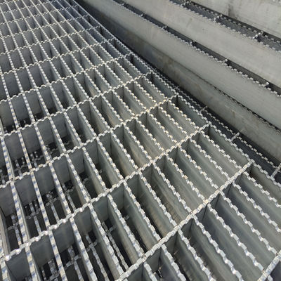 Wstrzymanie rdzy Anodyzowany Aluminiowy Otwarty Grating Bar / Air Grating Aluminiowy Do Podłóg Przemysłowych
