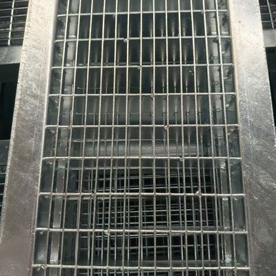 Odporna na korozję, galwanizowana stalowa kratka ochronna, powierzchnia wentylacyjna w stylu chińskim